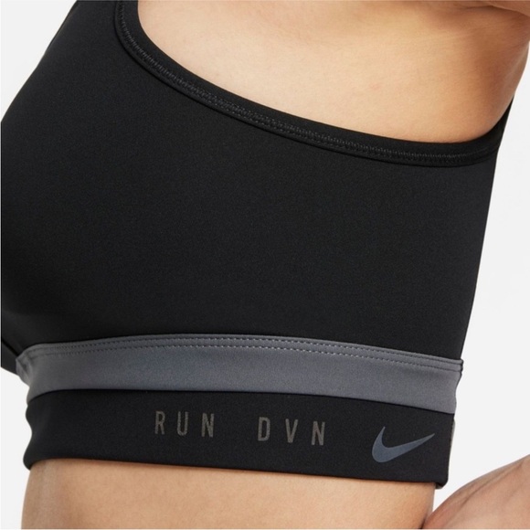 Nike Drifit Swoosh Run Divisions Medium support Sports Bra DD1101-010 Black Grey - Picture 12 of 13